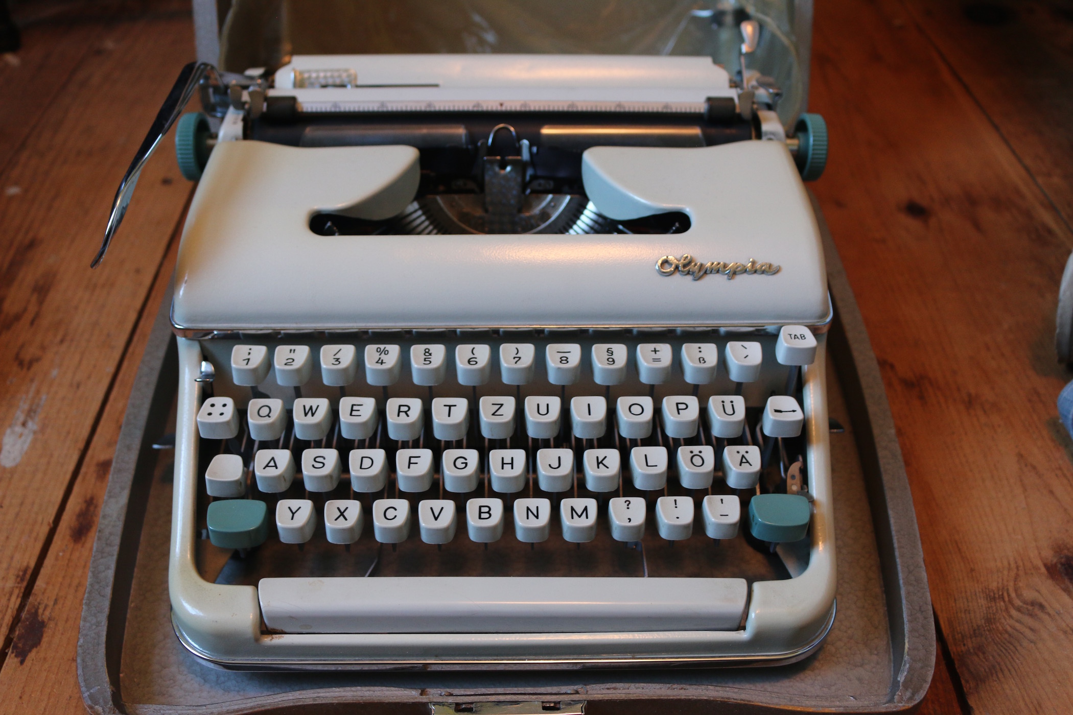 1950s_german_olympia.jpg
