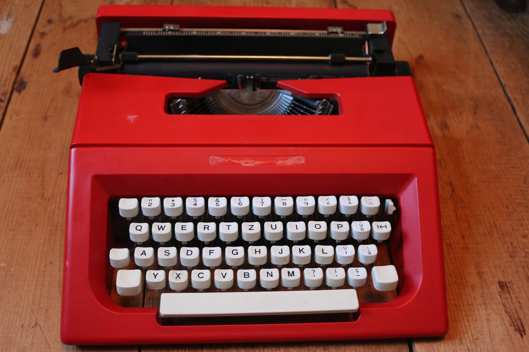 1980s_french_olivetti_lettera.jpg