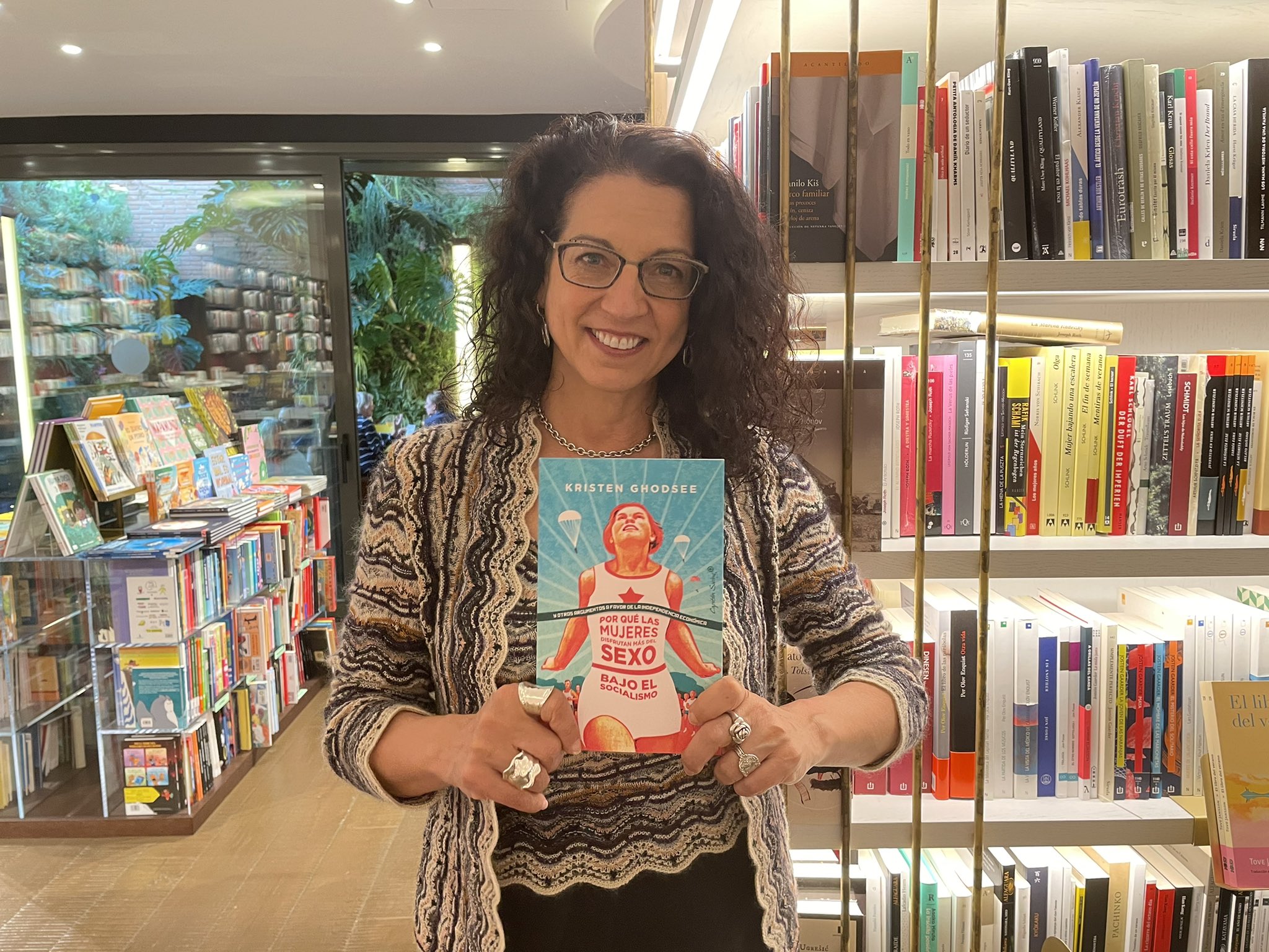 Kristen Ghodsee at Finestres Bookstore Barcelona 2021 2